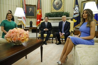 Lorena Castillo, Juan Carlos Varela, Donald et Melania Trump dans le Bureau ovale, le 19 juin 2017.
