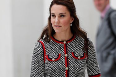 Kate Middleton Au Victoria And Albert Museum 28