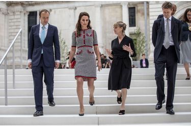 Kate Middleton Au Victoria And Albert Museum 6