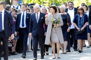 La reine Silvia et le roi Carl XVI Gustaf de Suède à Växjö, le 6 juin 2017