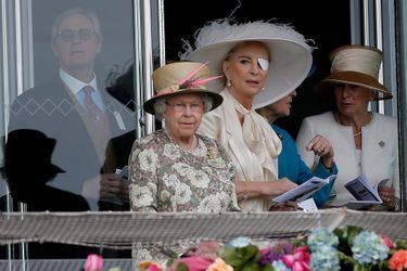 La reine Elizabeth II au Derby d&#039;Epsom, avec Marie-Christine de Kent, le 6 juin 2015