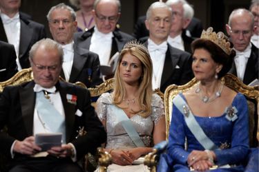 La princesse Madeleine de Suède avec ses parents, le 10 décembre 2005
