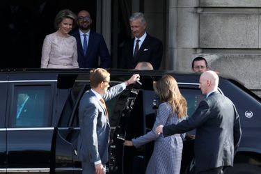 La reine Mathilde et le roi Philippe de Belgique avec Donald et Melania Trump à Bruxelles, le 25 mai 2017