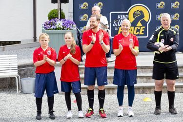 Les princes Haakon et Sverre Magnus et les princesses Mette-Marit et Ingrid Alexandra de Norvège à Asker, le 14 juin 2017