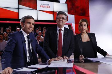 Avec Léa Salamé et Jean-Luc Mélenchon en 2017 dans "L'émission politique" 