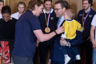 Les princes Daniel et Oscar de Suède à Stockholm, le 22 mai 2017