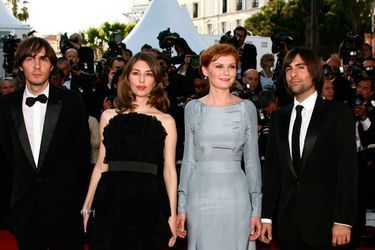 En 2006, Sofia Coppola et son casting lors de la montée des marches de son film «Marie-Antoinette».