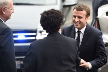 Emmanuel Macron était au Cnes pour assister à l&#039;atterrissage de Thomas Pesquet. 