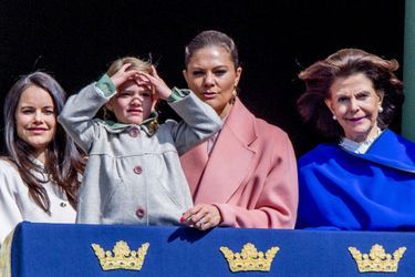 La reine Silvia de Suède et les princesses Victoria, Sofia et Estelle, à Stockholm, le 30 avril 2017