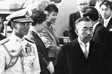 L'empereur Hirohito du Japon avec le roi de Thaïlande Bhumibol Adulyadej, le 27 mai 1963