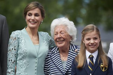 La reine Letizia d&#039;Espagne avec sa grand-mère Menchu Alvarez del Valle et sa fille la princesse Sofia à Madrid, le 17 mai 2017