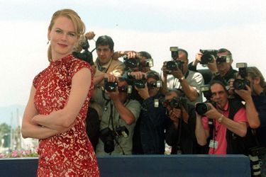 Nicole Kidman présente "Moulin Rouge" à Cannes.