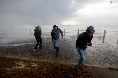 Des fortes rafales de vents ont soufflé à Cape Town.