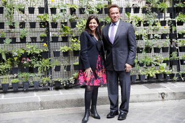 Anne Hidalgo et Arnold Schwarzenegger à Paris, le 28 avril 2017.