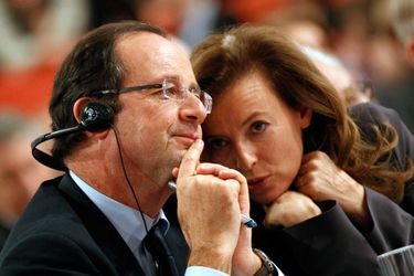 Francois Hollande et Valérie Trierweiler à Berlin, en décembre 2011.
