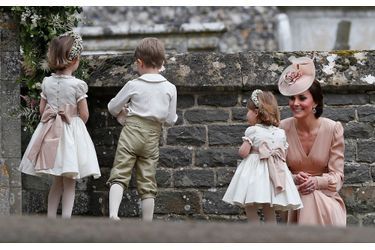 Le Prince George Et La Princesse Charlotte Au Mariage De Leur Tante Pippa Middleton 5