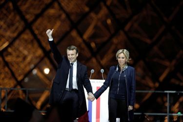 Emmanuel Macron et son épouse Brigitte. 