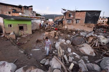 Une Coulée De Boue Dans Le Sud De La Colombie Fait Plus De 200 Morts 2