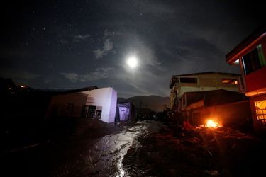 Une Coulée De Boue Dans Le Sud De La Colombie Fait Plus De 200 Morts 27