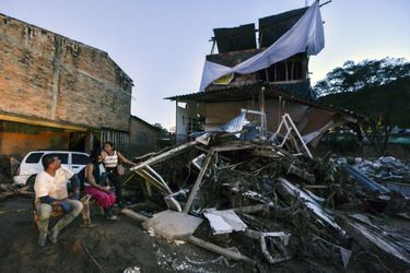 Une Coulée De Boue Dans Le Sud De La Colombie Fait Plus De 200 Morts 3
