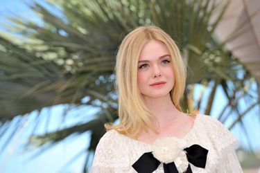 Elle Fanning à 18 ans à Cannes. 