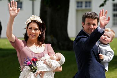 La princesse Isabella de Danemark avec ses parents et son grand frère, le 1er juillet 2007