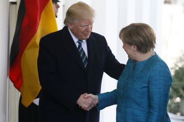 Donald Trump a reçu vendredi Angela Merkel