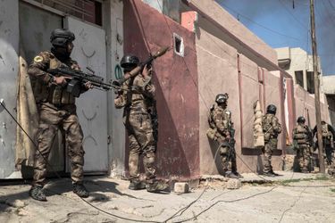 Vendredi 10 Mars, l'Isof 1 (Golden Division) fait une percée dans le quartier de Yarmuk au sud ouest de Mossoul. 
