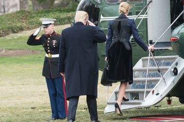Ivanka Trump et Donald Trump quittant la Maison Blanche à bord de Marine One, le 1er février 2017.