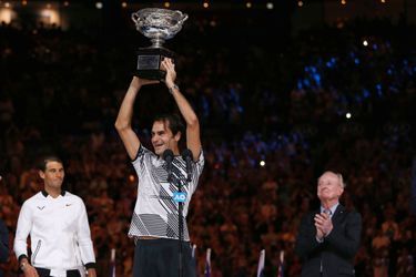 Roger Federer remporte son 18e titre du Grand Chelem