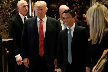 Donald Trump et Jack Ma à la Trump Tower, le 9 janvier 2017.