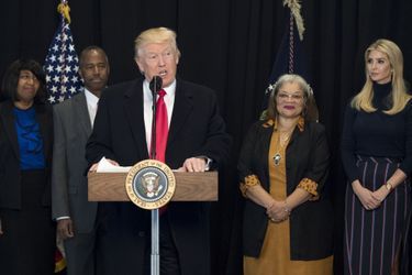 Donald Trump et sa fille Ivanka Trump lors d’une visite du musée de l’histoire afro-américaine de Washington, le 21 février 2017.