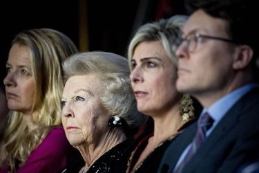 Les princesses Mabel, Beatrix, Laurentien et le prince Constantijn des Pays-Bas à Amsterdam, le 15 décembre 2016