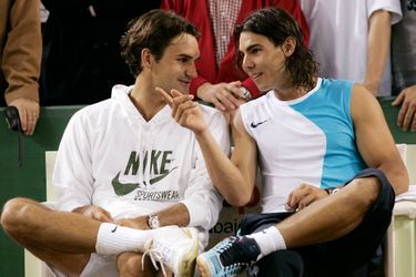 Discussion entre les deux hommes à l&#039;occasion d&#039;un match exhibition à Barcelone en mai 2007. Malgré leur rivalité, les deux hommes s&#039;apprécient.