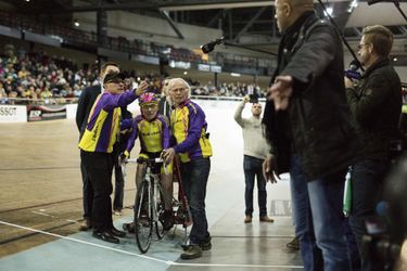 A 105 ans, Robert Marchand a parcouru 22,547 kilomètres en une heure, mercredi 4 janvier 2017.