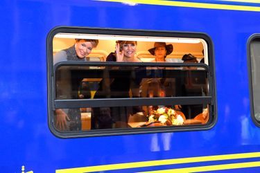 Les reines Maxima des Pays-Bas et Mathilde de Belgique dans le train à Utrecht, le 30 novembre 2016 