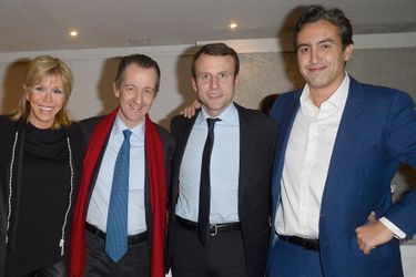 Bernard Mourad, patron d'Altice Media Group et directeur général de SFR PresseCet ancien banquier -ici aux côtés du couple Macron et de Christophe Barbier- est devenu conseiller de l'ex-ministre de l'Economie, comme le rapporte «Le Monde<br />
». 