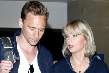 Taylor Swift et Tom HiddlestonUne passion d'été.