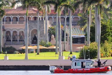Donald Trump se trouve à Mar-a-Lago, sa résidence située à Palm Beach, en Floride.