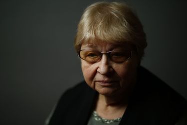 Zofia Wareluk est née dans le camp d&#039;Auschwitz Birkenau, où sa mère avait été déportée alors qu&#039;elle était enceinte de quatre mois