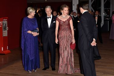 La princesse Laurentien et le prince Constantijn des Pays-Bas avec la reine Mathilde et le roi Philippe de Belgique à Amsterdam, le 29 novembre 2016