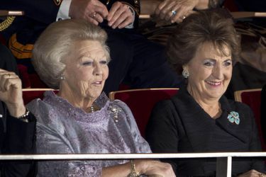 Les princesses Beatrix et Margriet des Pays-Bas à Amsterdam, le 29 novembre 2016