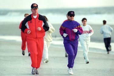 Jogging pour Bill et Hillary Clinton sur la plage de Hilton Head, en janvier 1993.