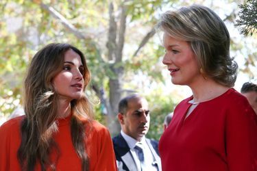 La reine Rania de Jordanie et la reine des Belges Mathilde à Amman, le 25 octobre 2016