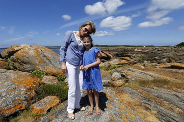La princesse Elisabeth de Belgique, en vacances à l'Île d'Yeu, le 24 juillet 2013