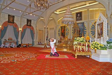 La plus historique - Le prince héritier Maha Vajiralongkorn a été officiellement proclamé ce jeudi 1er décembre roi de Thaïlande<br />
.