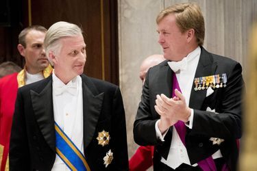 Les rois Philippe de Belgique et Willem-Alexander des Pays-Bas au Palais royal à Amsterdam, le 28 novembre 2016