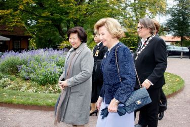 La reine Sonja de Norvège avec Mary Chee Bee Kiang à Oslo, le 10 octobre 2016