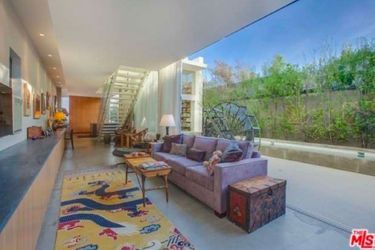 La nouvelle maison d'Emilia Clarke à Los Angeles