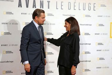 Leonardo DiCaprio et la maire de Paris Anne Hidalgo. 